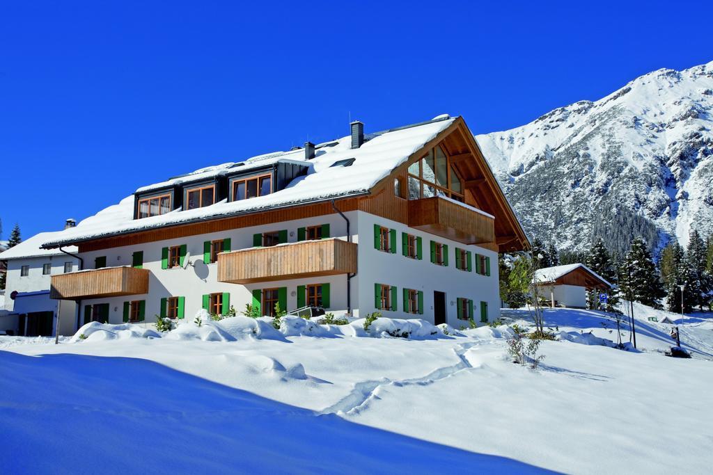 Chalet Zur Rose Berwang Luaran gambar